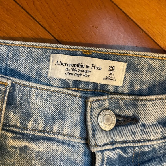 Abercrombie The 90s straight ultra high-rise jeans - Picture 3 of 4